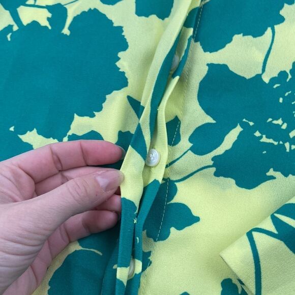 Halogen Green Floral Puffed Sleeve Blouse size Small - Picture 4 of 9